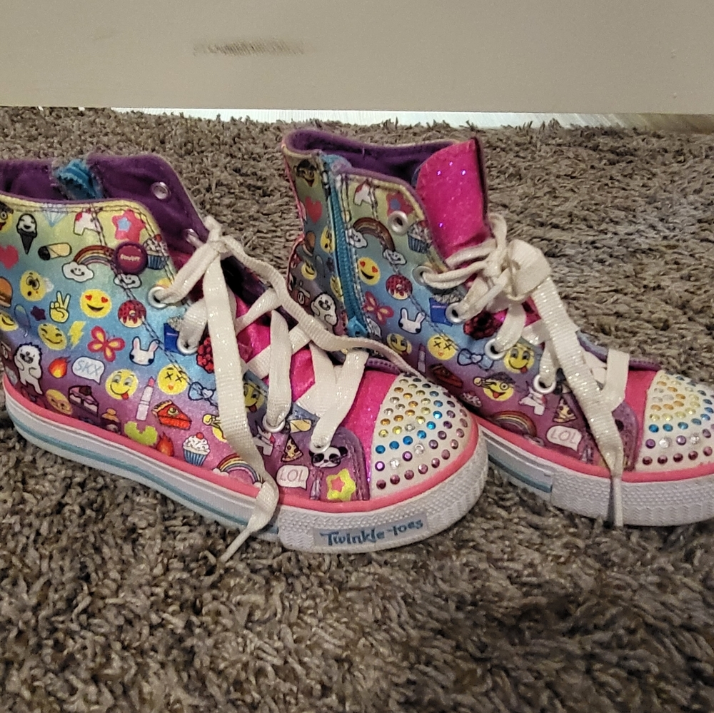 Emoji lights sneakers
